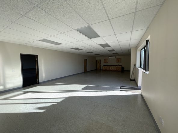 Class A Industrial: 3543 Steelhead Run Drive NE, Suite A, Albany, OR 97321